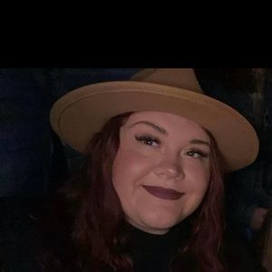 Meet your Posher, Kyla